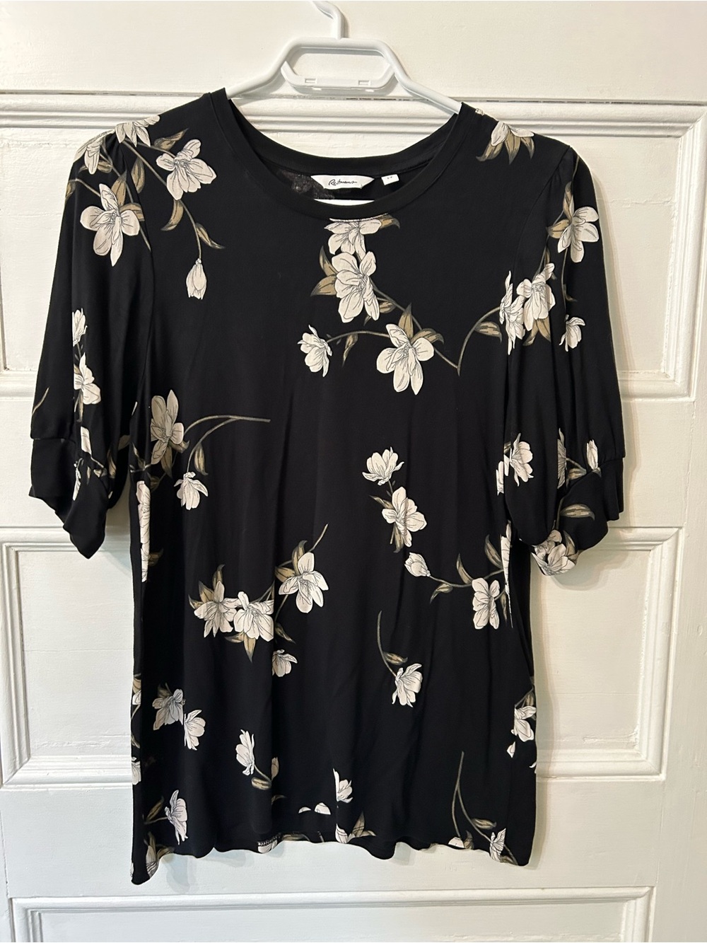 Reitmans Black Floral Women's Top